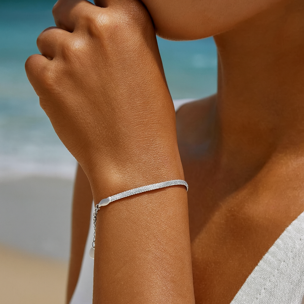 Shining Snake Bracelet