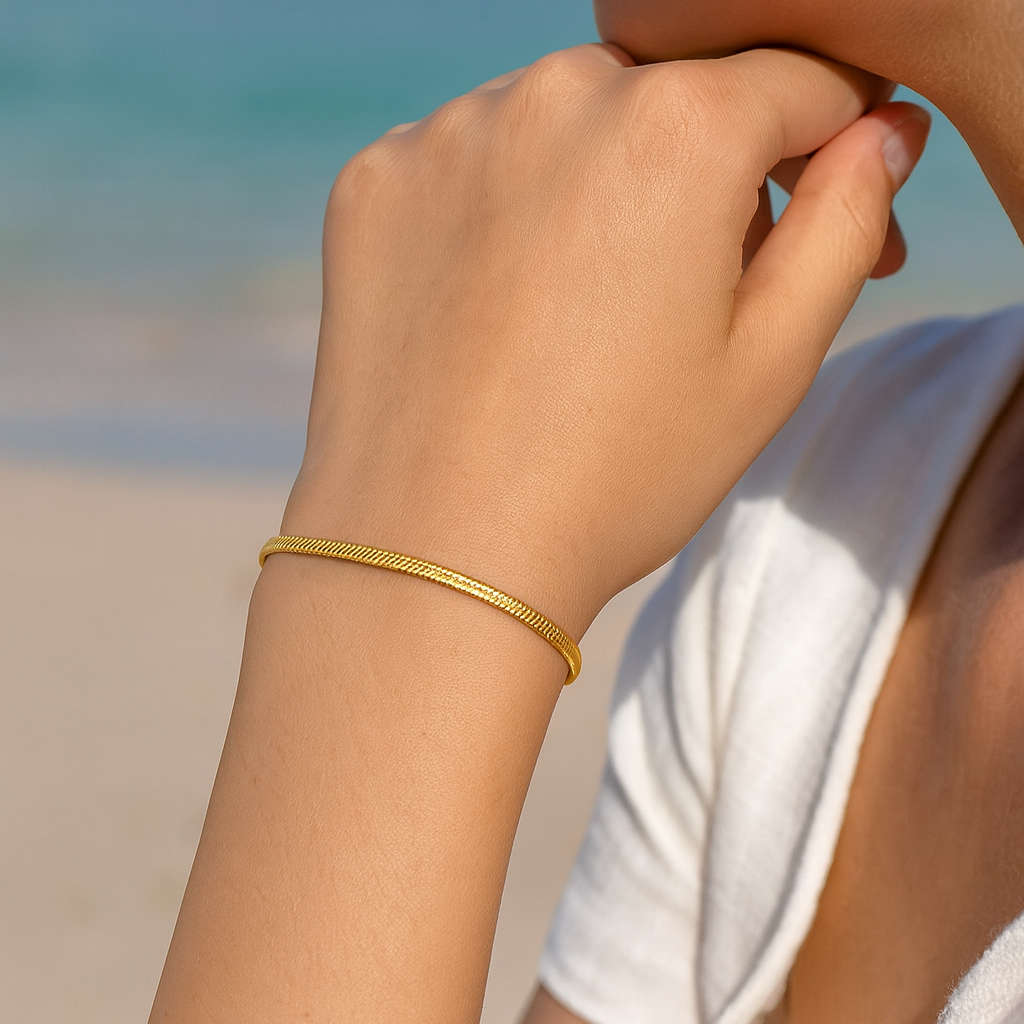 Shining Snake Bracelet